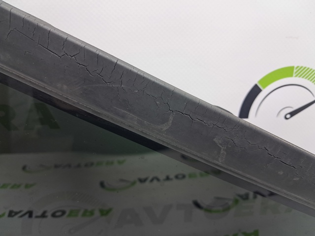 51377405605 Стекло-форточка двери задней левой купить Николаев