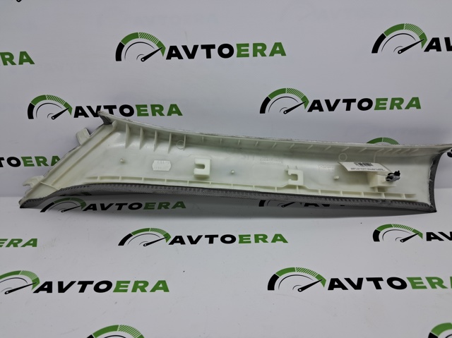 BMW 51437288212 Обшивка стойки кузова внутренняя передняя правая в наличии Днепр