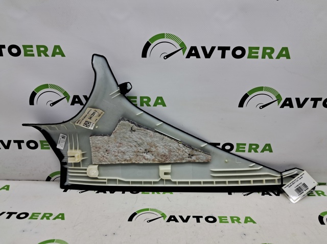 Обшивка стойки кузова внутренняя, средняя правая 51438079322 BMW