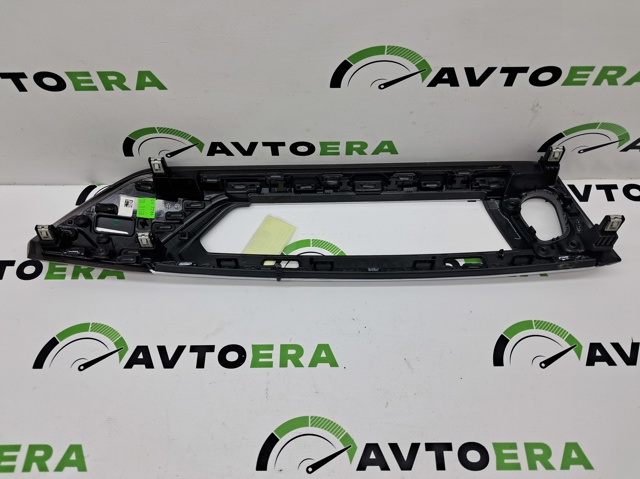51456820690 BMW Накладка на торпедо купить в Украина