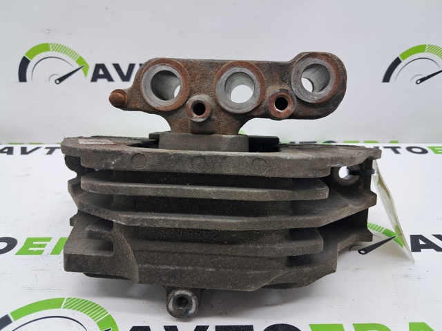 Подушка двигателя 5147130AE CHRYSLER
