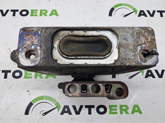 5147130AE Правая подушка двигателя купить Винница