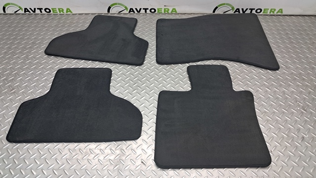Резиновые коврики передние 51477439856 BMW