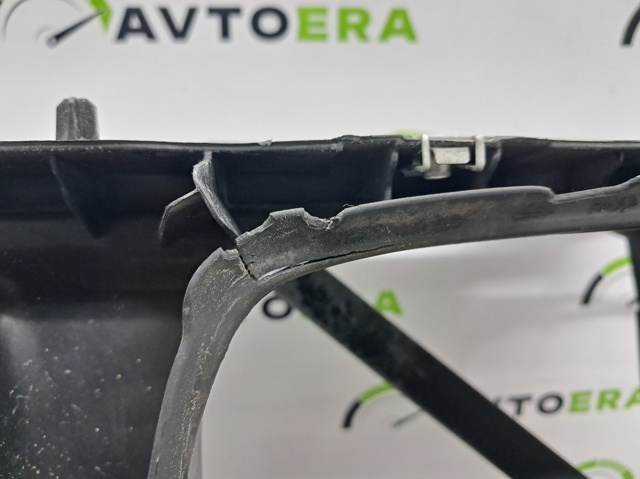 51747210476 BMW Дефлектор радиатора купить в Николаев
