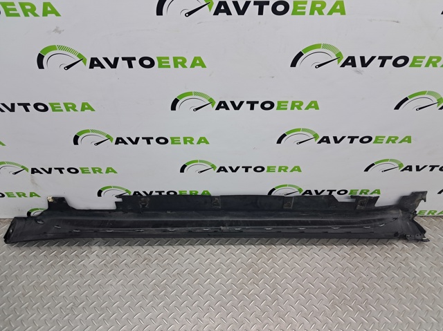 51777403398 BMW Накладка (молдинг) порога наружная правая купить в Павлоград