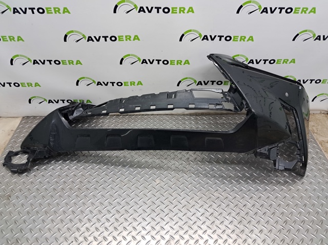 Бампер передний в сборе 5211978938 TOYOTA