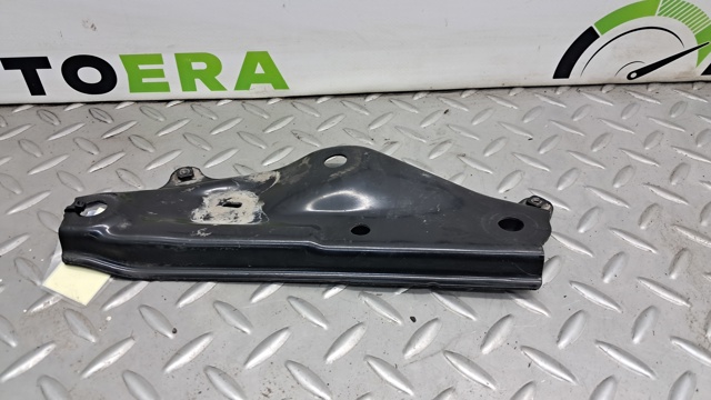 TOYOTA 522580R040 Кронштейн передней балки в наличии Львов