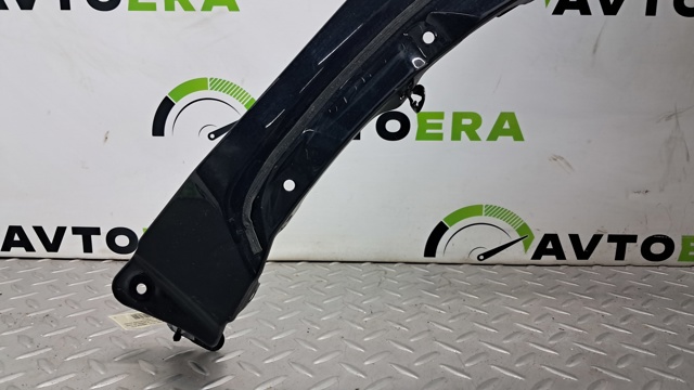 Боковая часть передняя правая 5380178010 TOYOTA