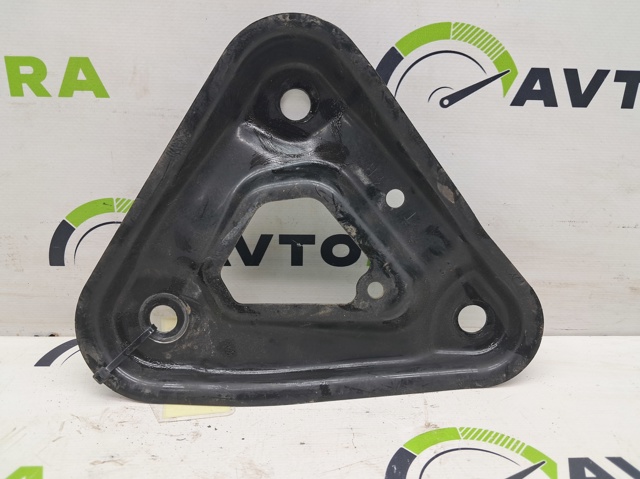 Кронштейн передней балки 544C46RA0B NISSAN