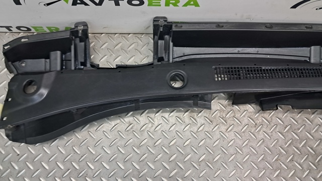 Водосток лобового стекла, жабо 5570878010 TOYOTA