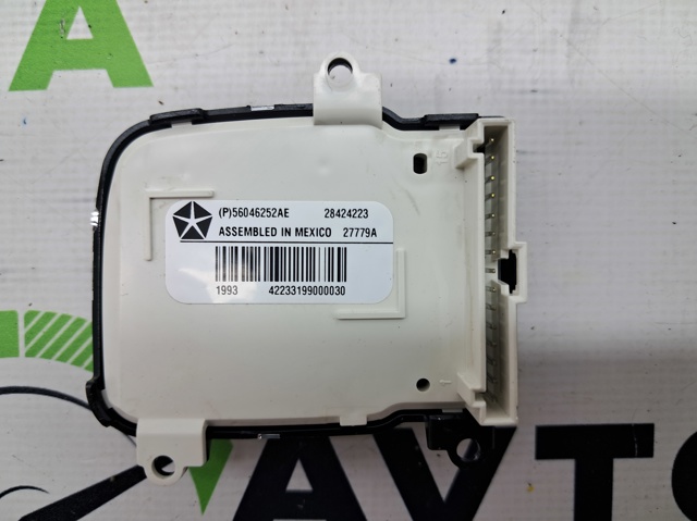 56046252AE CHRYSLER Блок кнопочных переключателей рулевого колеса купить в Украина
