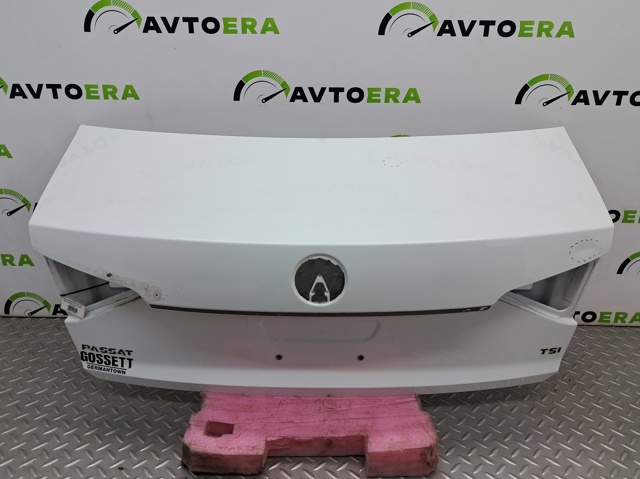 561827025J VAG Крышка багажника купить в Ирпень