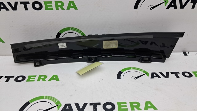 VAG 561839901A041 Накладка двери задней левой вертикальная в наличии Чернигов