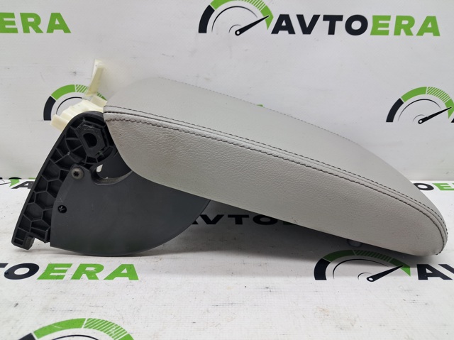 561864207S85T Крышка подлокотника купить Каменское
