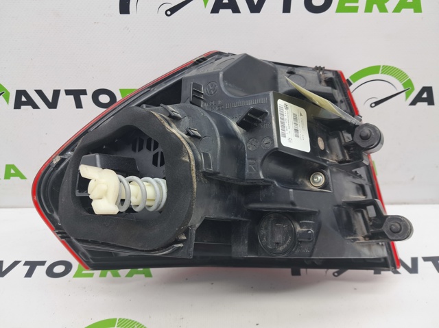 561945208C VAG Фонарь задний правый внешний купить в Запорожье