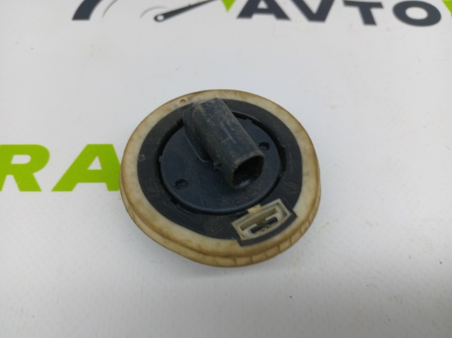 VAG 561959354 Датчик удара в наличии Полтава