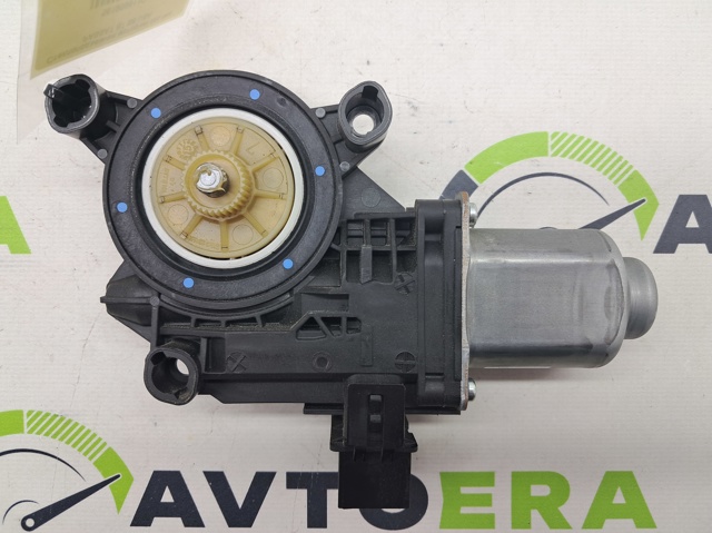 VAG 561959811C Мотор стеклоподъемника двери задней левой в наличии Киев