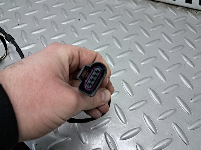 5CU971051 VAG купить в Ужгород