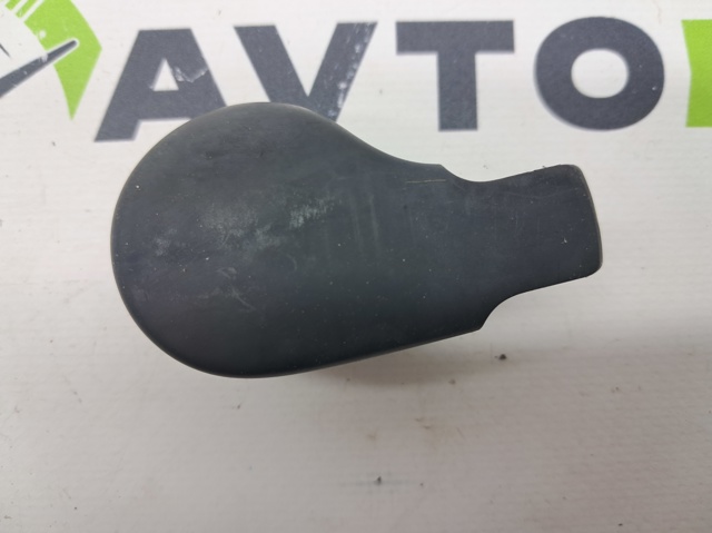 VAG 5GM955435 Заглушка гайки крепления поводка заднего дворника в наличии Чернигов