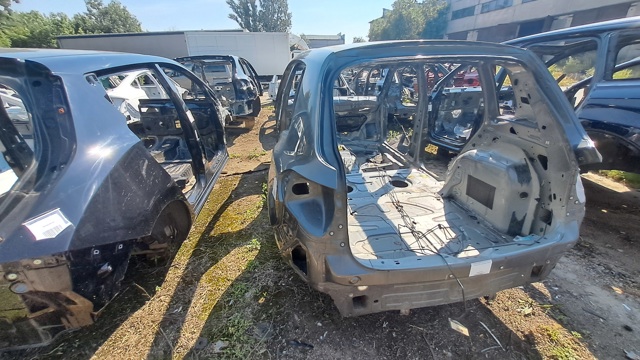 5N0809843 Крыло заднее левое купить Львов