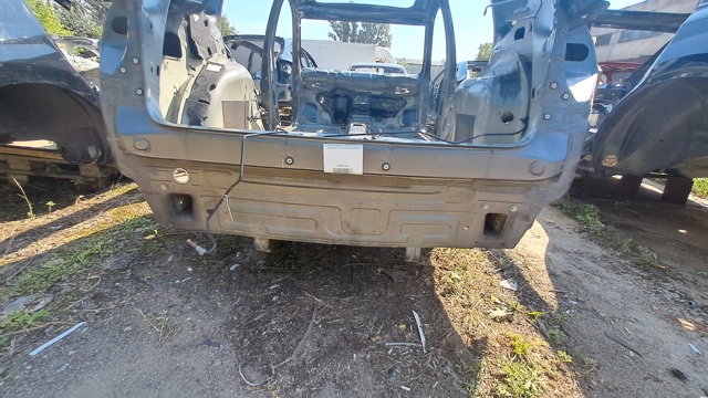 Панель багажного отсека задняя 5N0813301 VAG