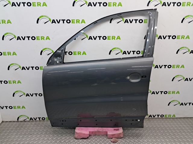 Двери 5N0831055B VAG