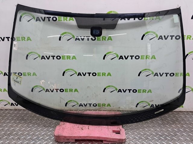 VAG 5N0845011ADNVB Стекло лобовое  в наличии Винница