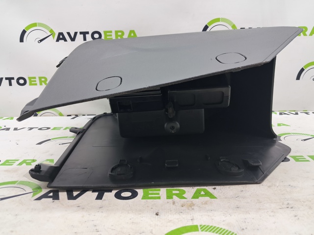 VAG 5N0863323K82V Консоль панели управления центральная в наличии Павлоград