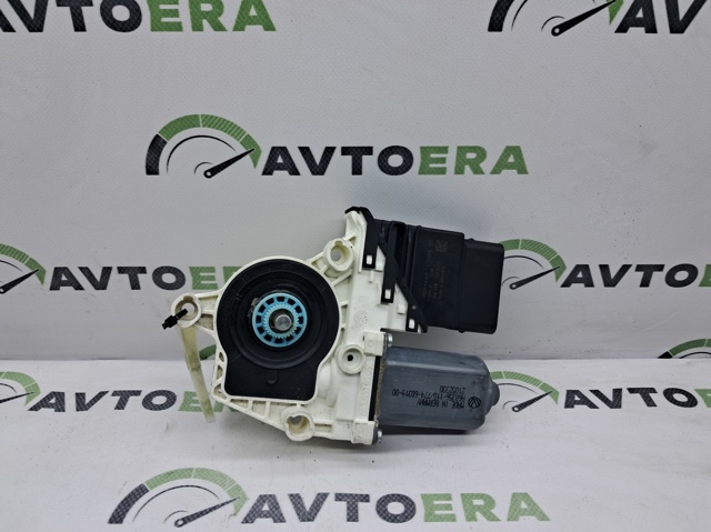 Моторчик стеклоподъемника двери задней, левой 5N0959703GVW1 VAG