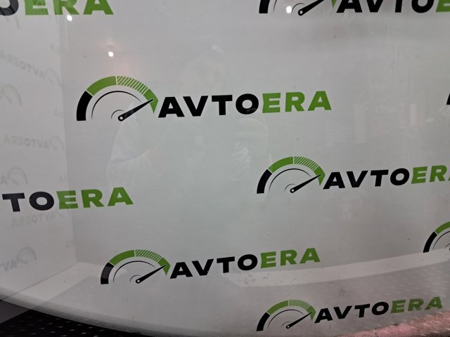 VAG 5NA845011BKNVB Стекло лобовое  в наличии Черкассы