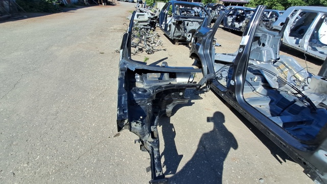 VAG 5NL810136A в наличии Украина
