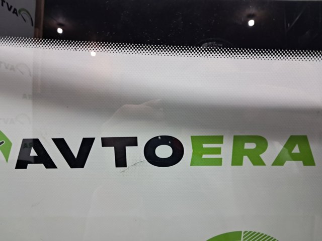 5NN845011BENVB Стекло лобовое  купить Ровно