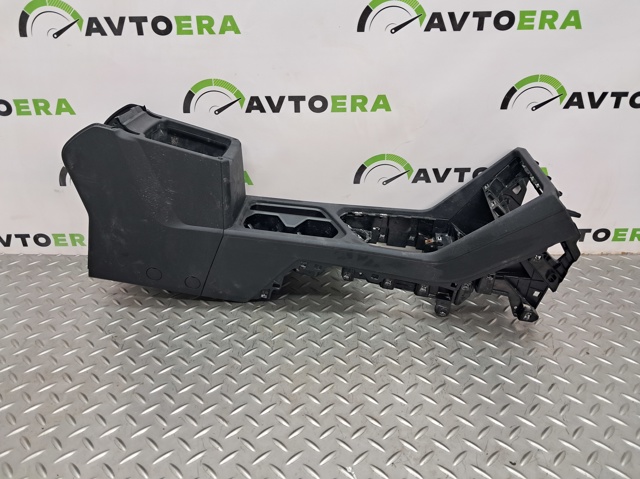 5NN863241G82V VAG Консоль панели управления центральная купить в Киев