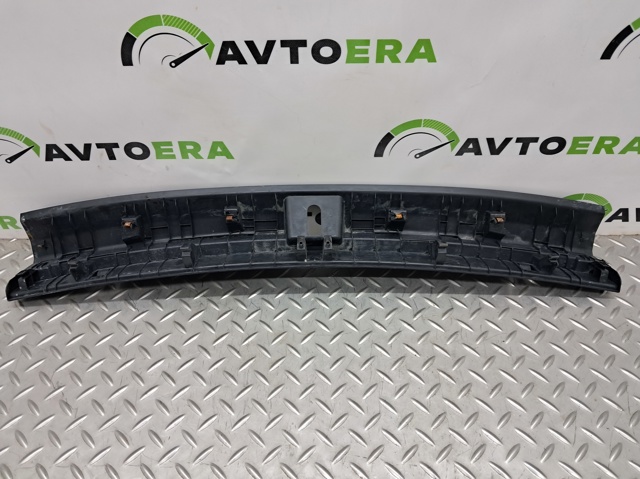 Накладка задней панели багажника 5NN86345982V VAG