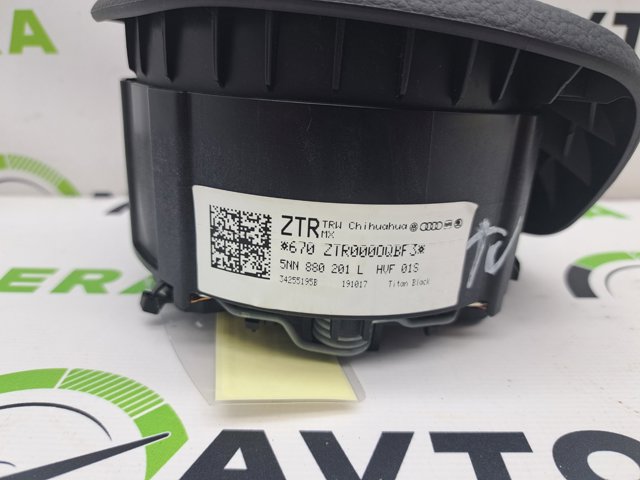 Подушка безопасности водителя 5NN880201LHVF VAG