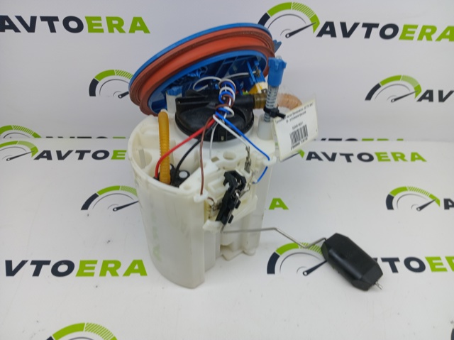 Насос погружной в баке 5QM919051 VAG