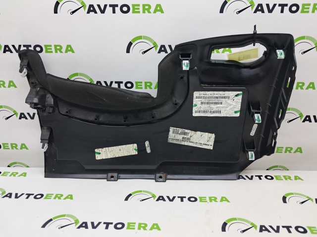 CHRYSLER 5UT68DX9AB в наличии Львов