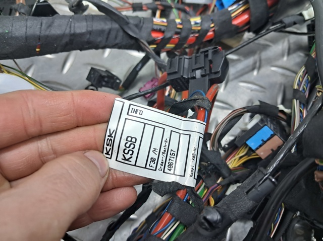61112280499 BMW купить в Харьков