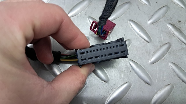 61112465570 BMW купить в Житомир