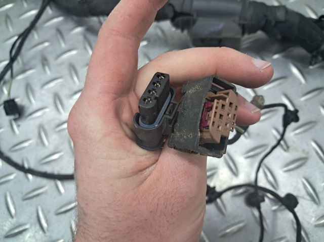 61115A34194 BMW купить в Запорожье