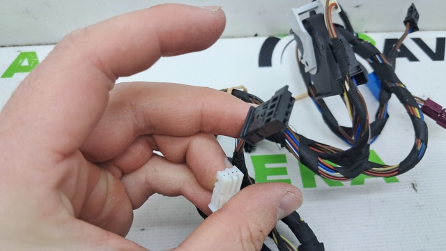 61128736341 BMW купить в Кривой Рог