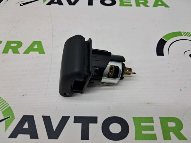 61346973037 BMW Гнездо (розетка) прикуривателя купить в Запорожье