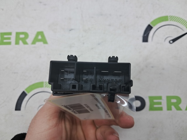 61359216468 BMW Модуль управления (ЭБУ) переднего сидения купить в Украина