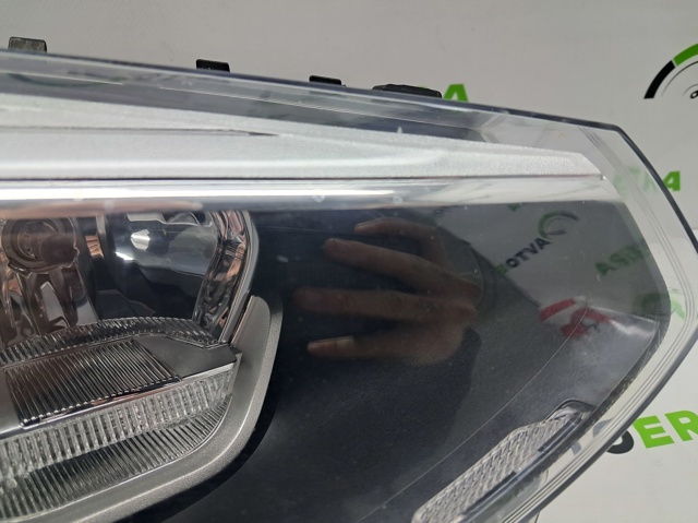 BMW 63117466128 Фара правая в наличии Ужгород