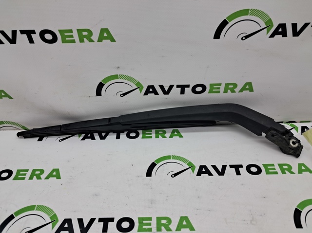 Рычаг-поводок дворника заднего стекла 68040371AA CHRYSLER
