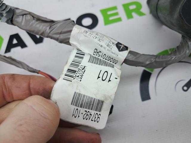 Электропроводка задней двери 68067015AB CHRYSLER