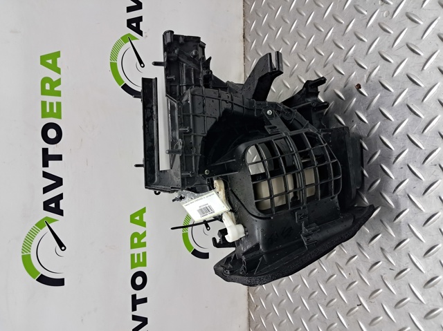 Корпус отопителя салона 68223038AB CHRYSLER