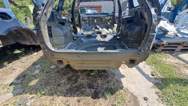 Панель багажного отсека задняя 68223598AA CHRYSLER