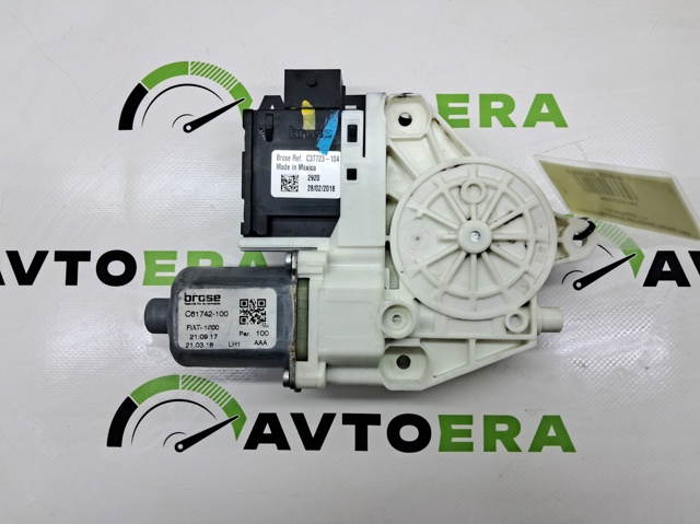 Мотор стеклоподъемника водительской двери 68302551AA CHRYSLER