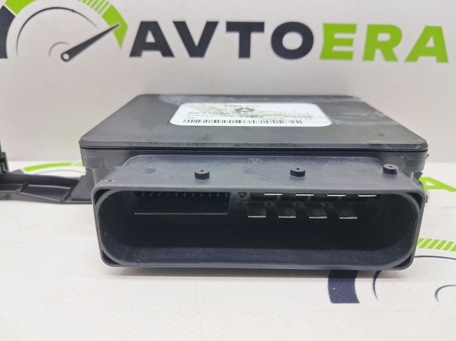CHRYSLER 68340867AE Блок управления (модуль) электромеханического стояночного тормоза в наличии Украина